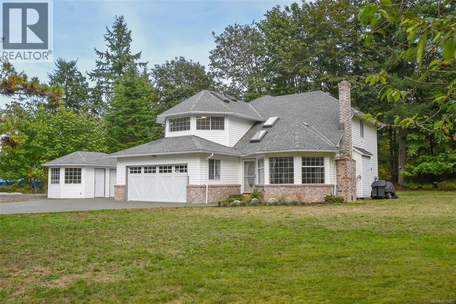 8868 Erickson Pl
