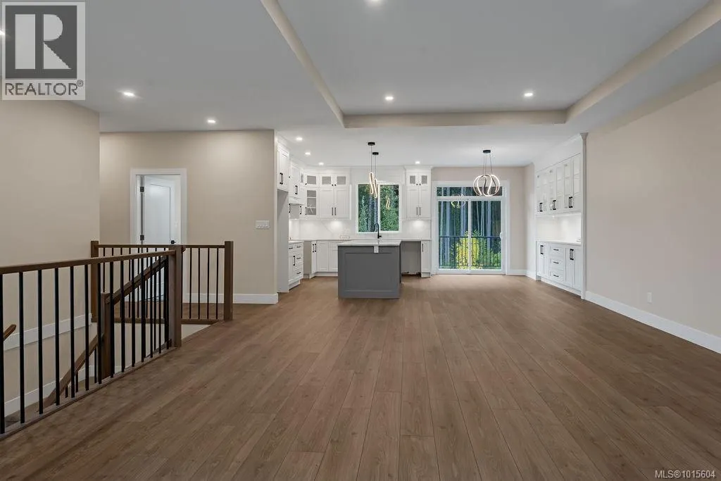 811 Stringer Way