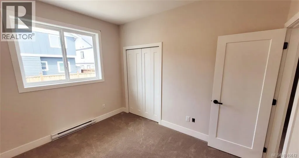 7072 Central Saanich Rd