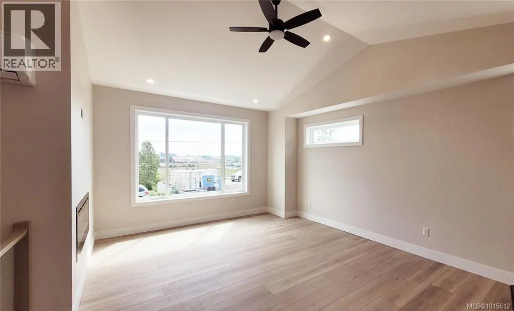 7072 Central Saanich Rd