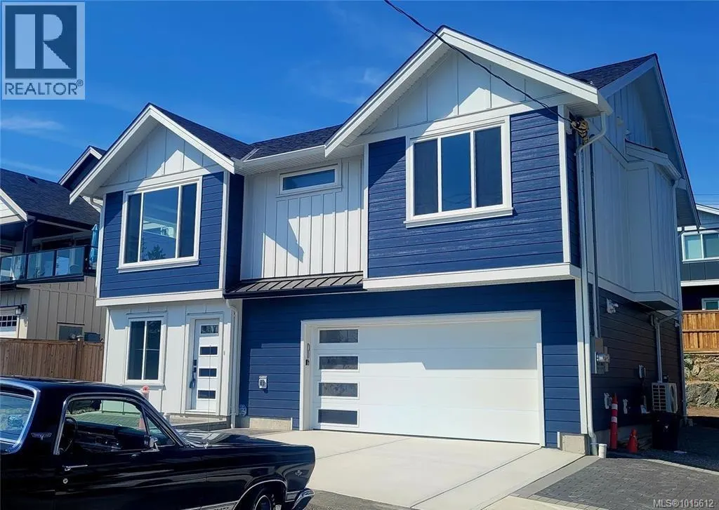 7072 Central Saanich Rd