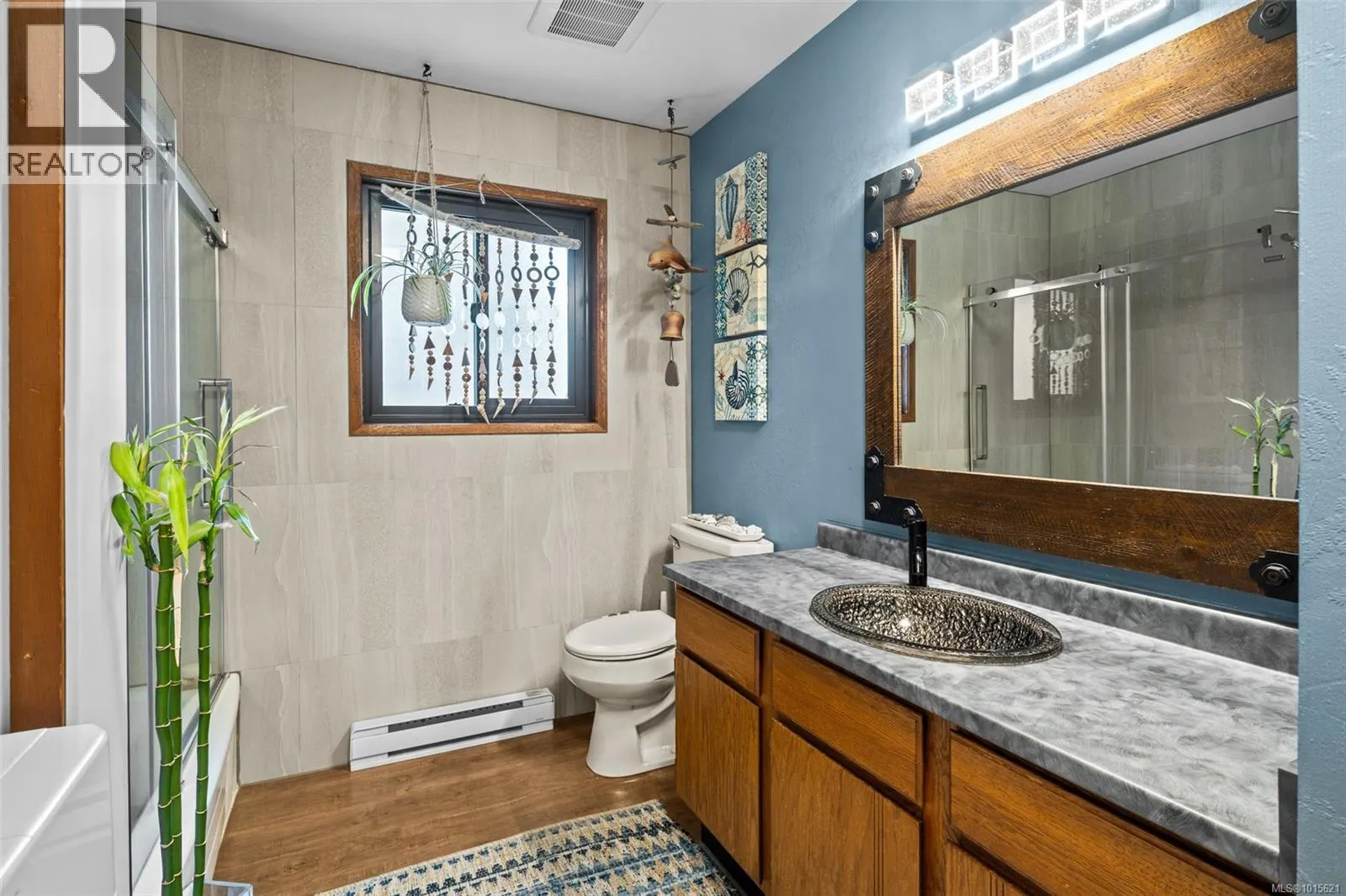 4186 Kashtan Pl
