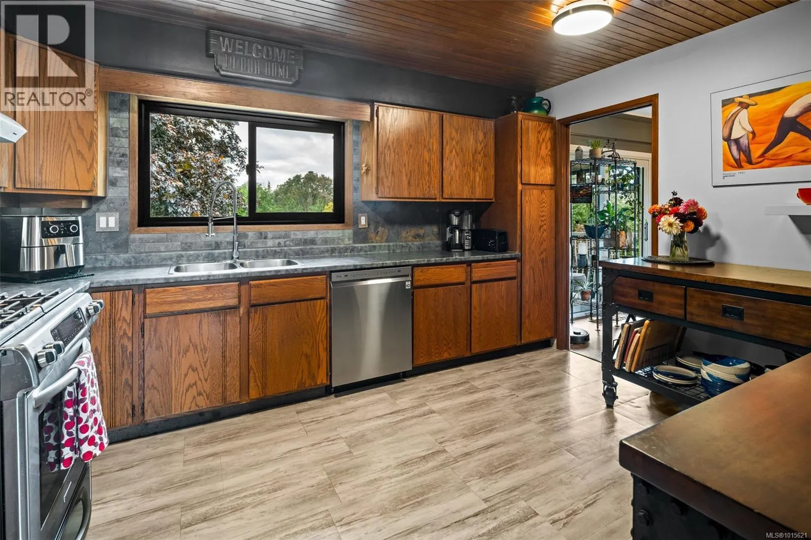 4186 Kashtan Pl