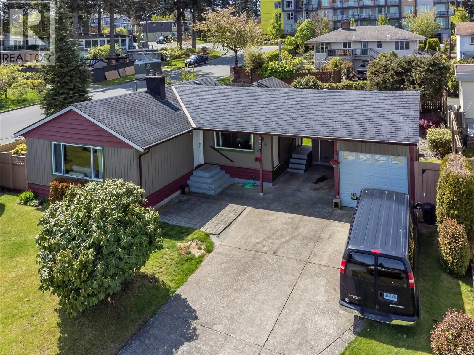 300 McCarthy St