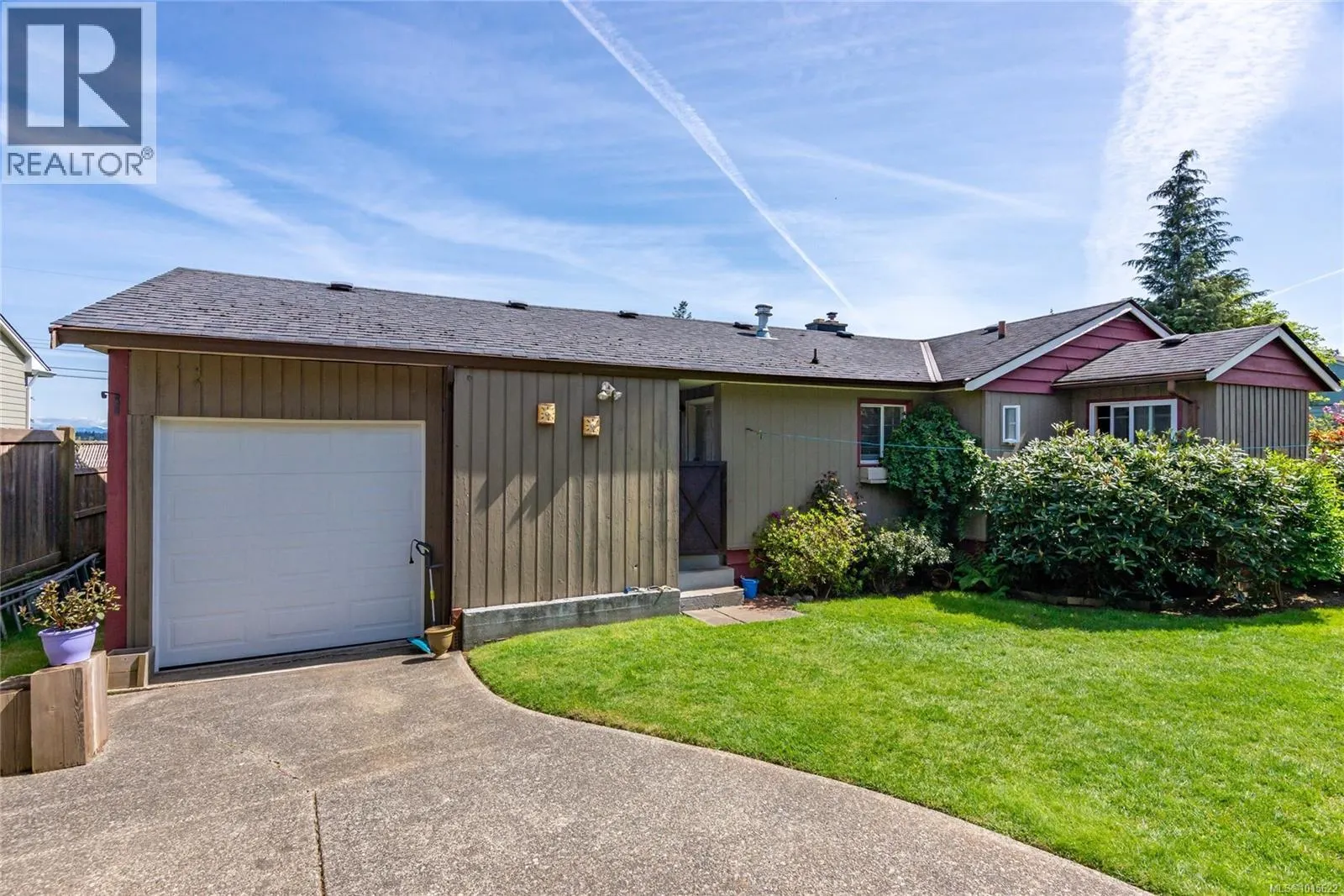 300 McCarthy St