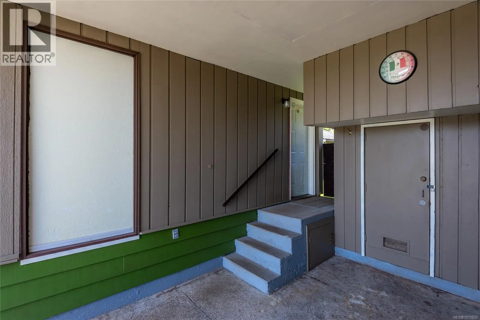 300 McCarthy St