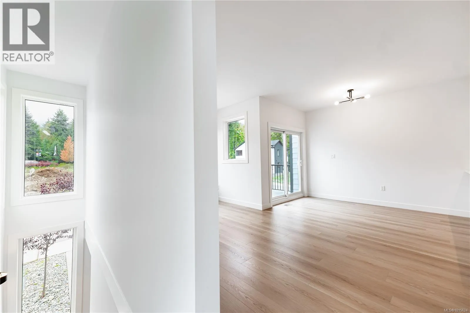 110 Plante Cres