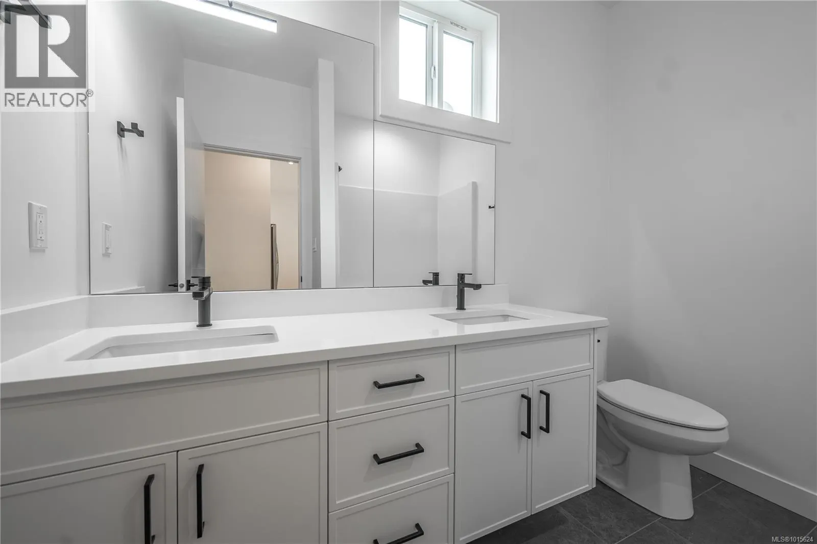 110 Plante Cres