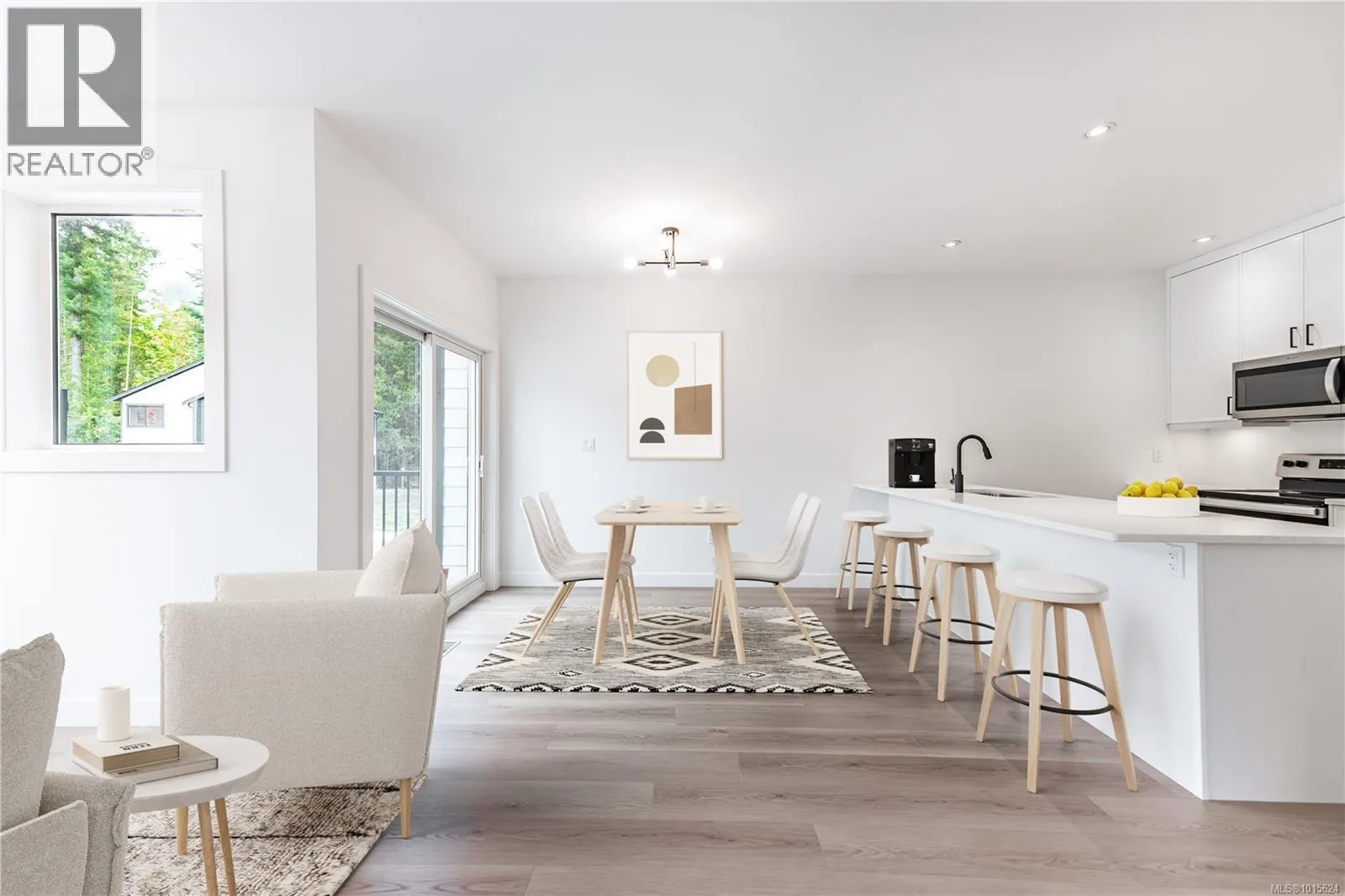 110 Plante Cres