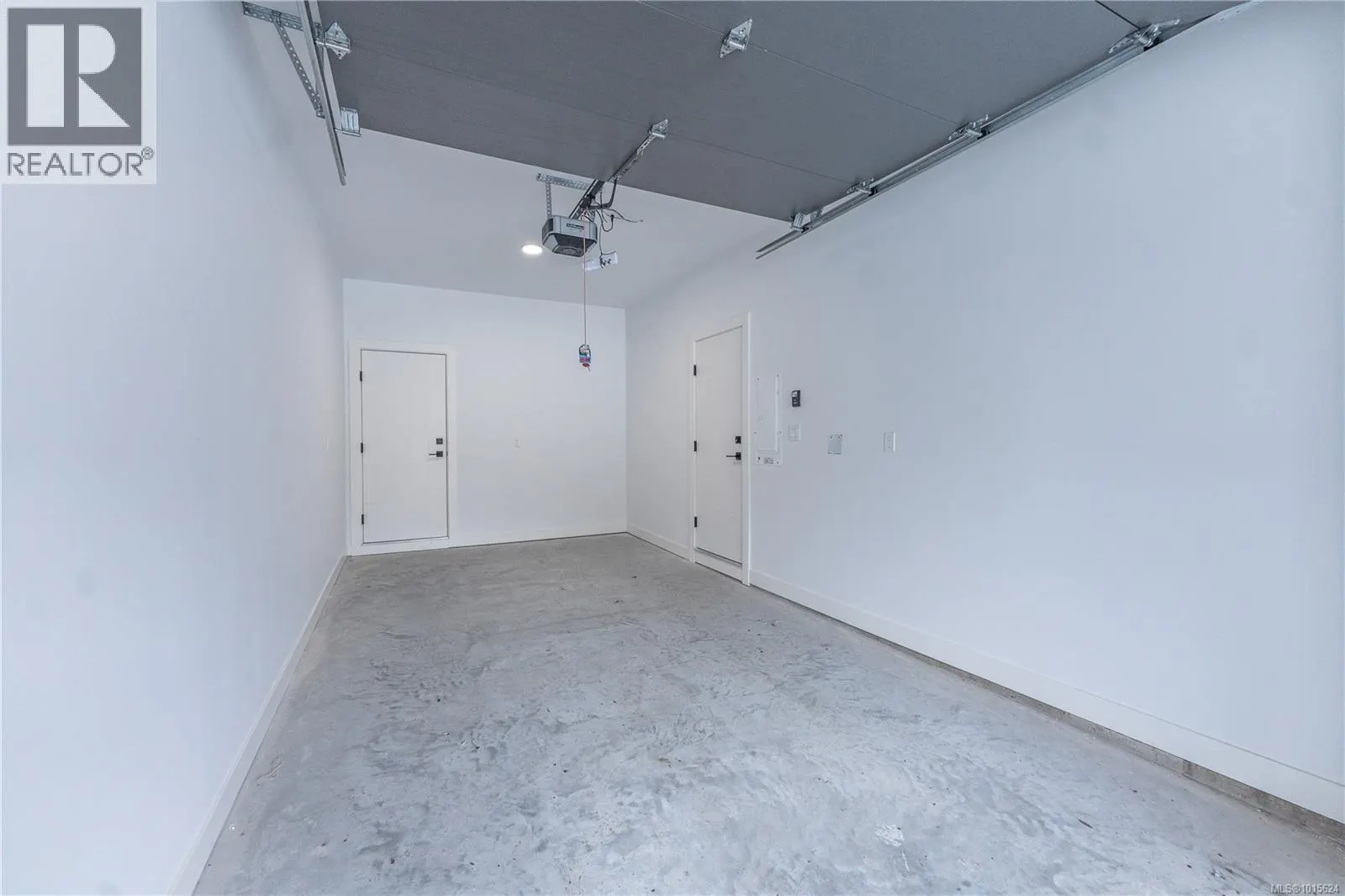 110 Plante Cres