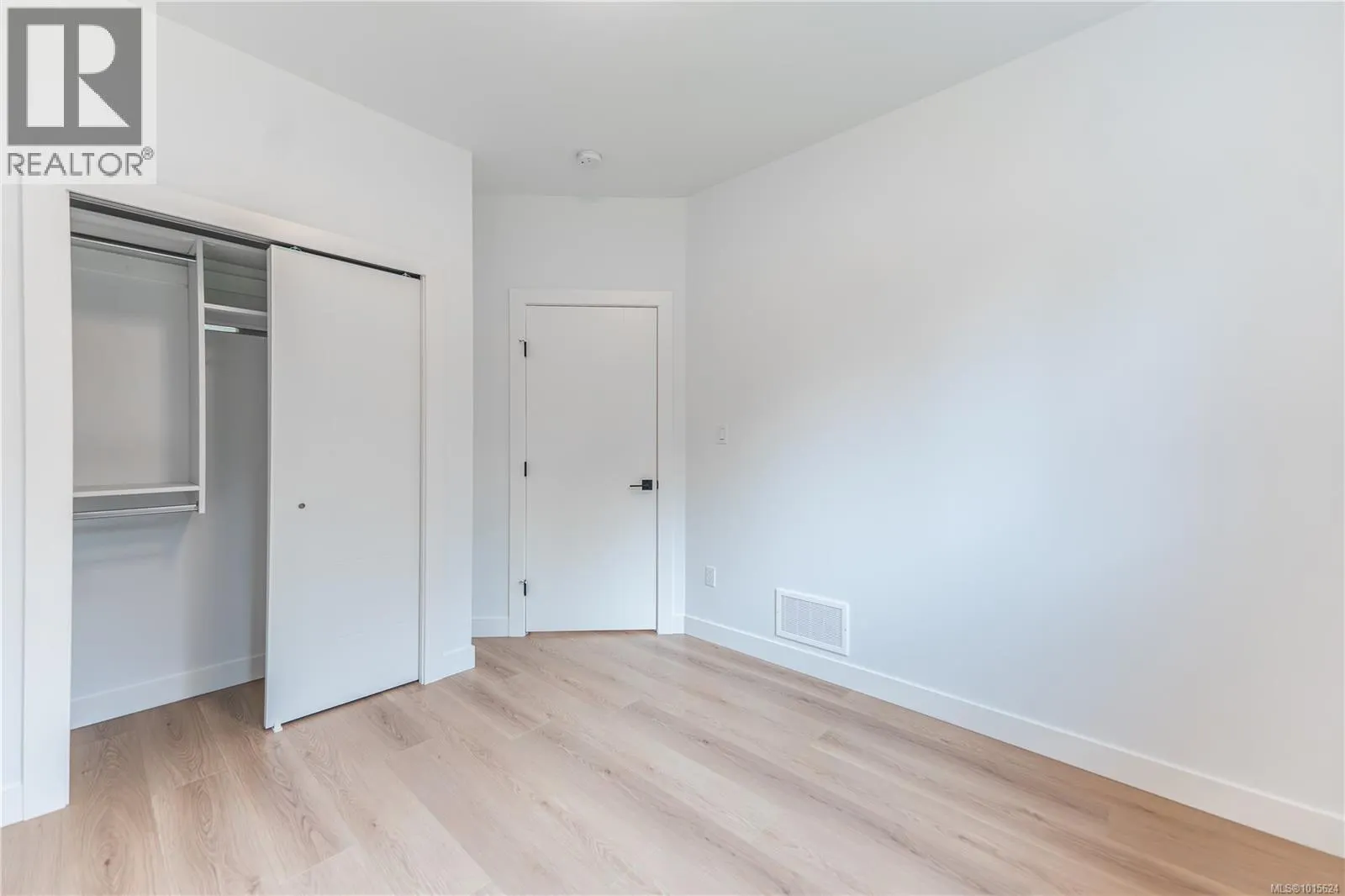 110 Plante Cres