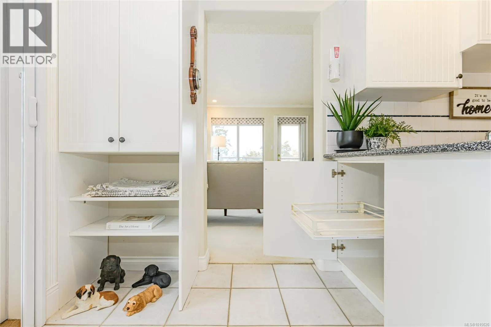 201 940 Boulderwood Rise