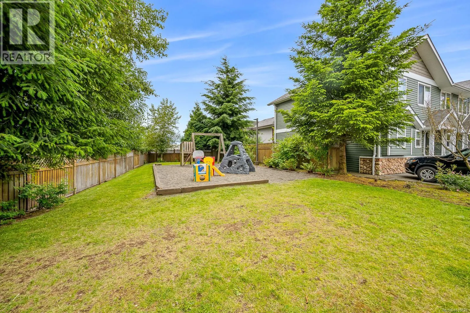 104 170 Centennial Dr