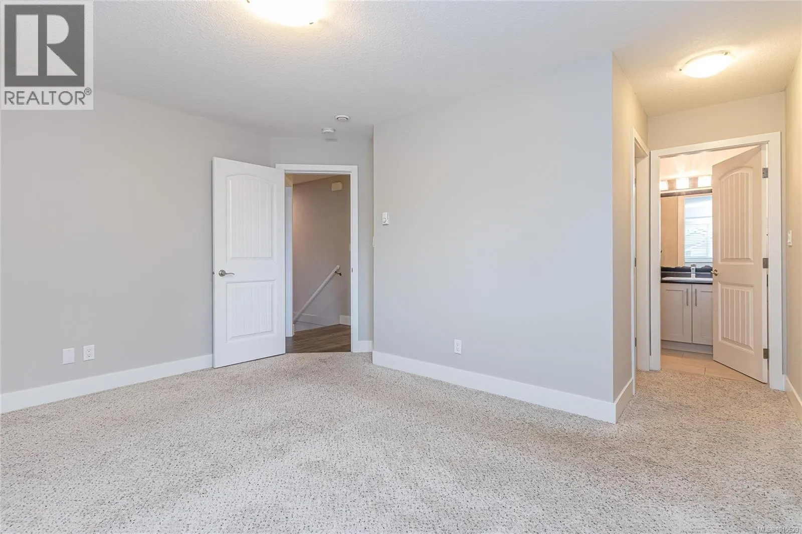 561 Marisa St