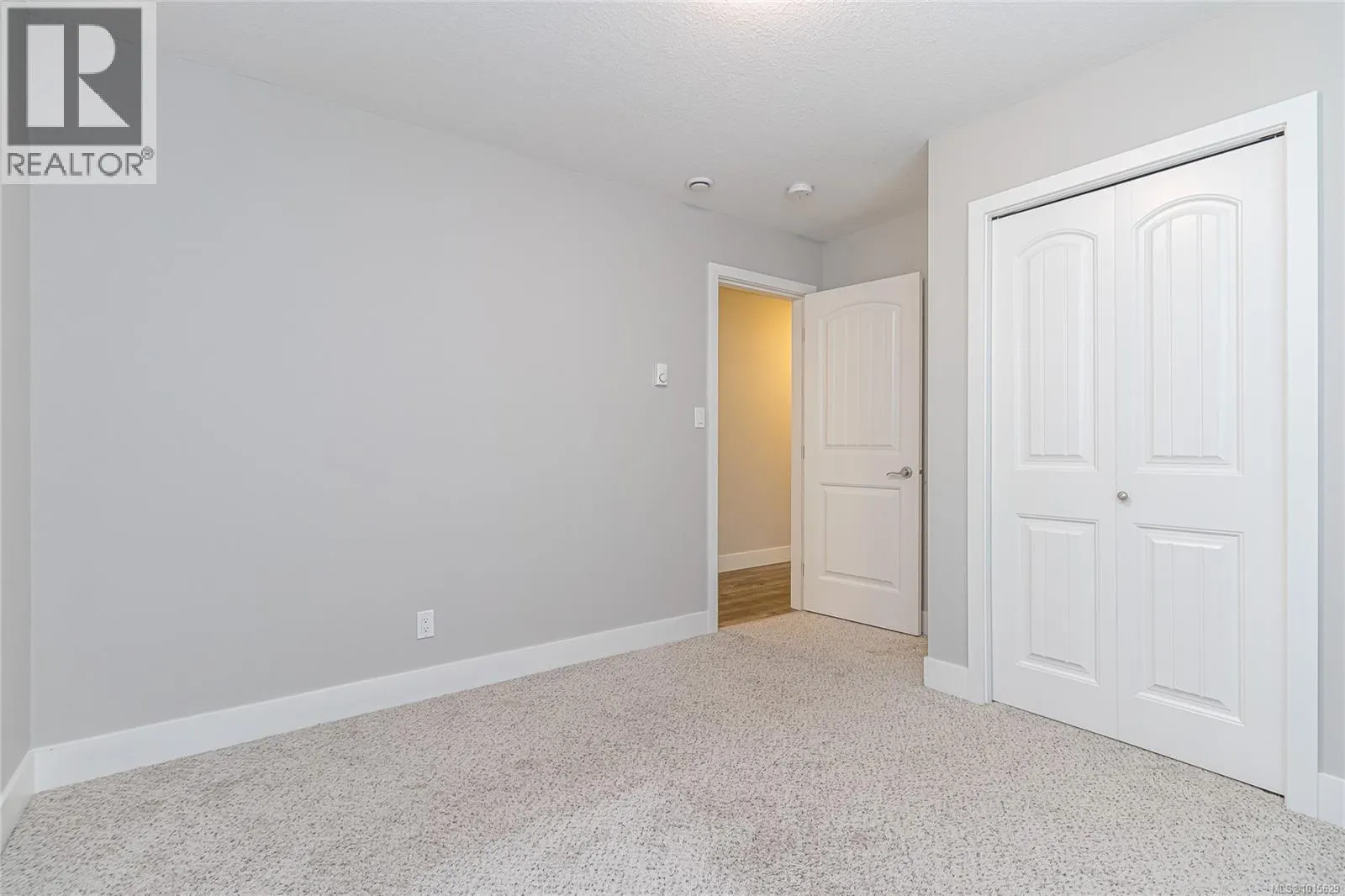 561 Marisa St