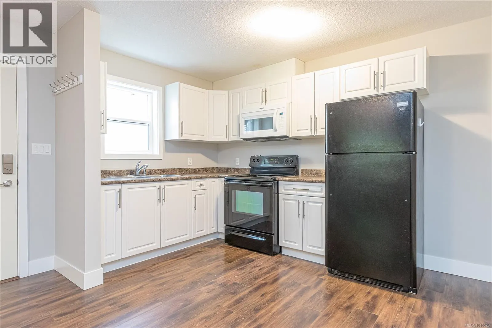 561 Marisa St