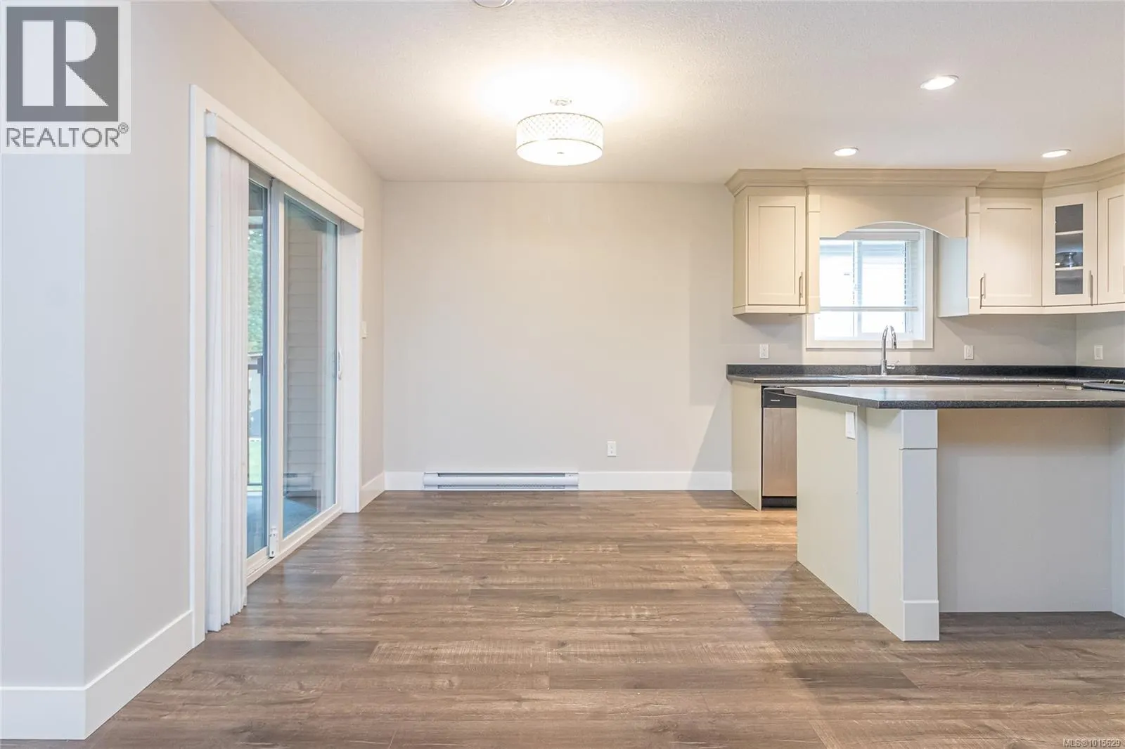 561 Marisa St