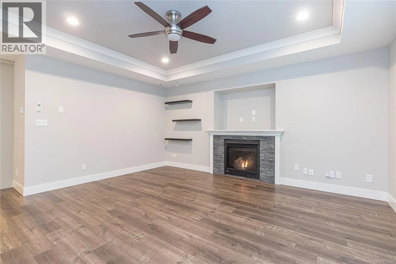 561 Marisa St