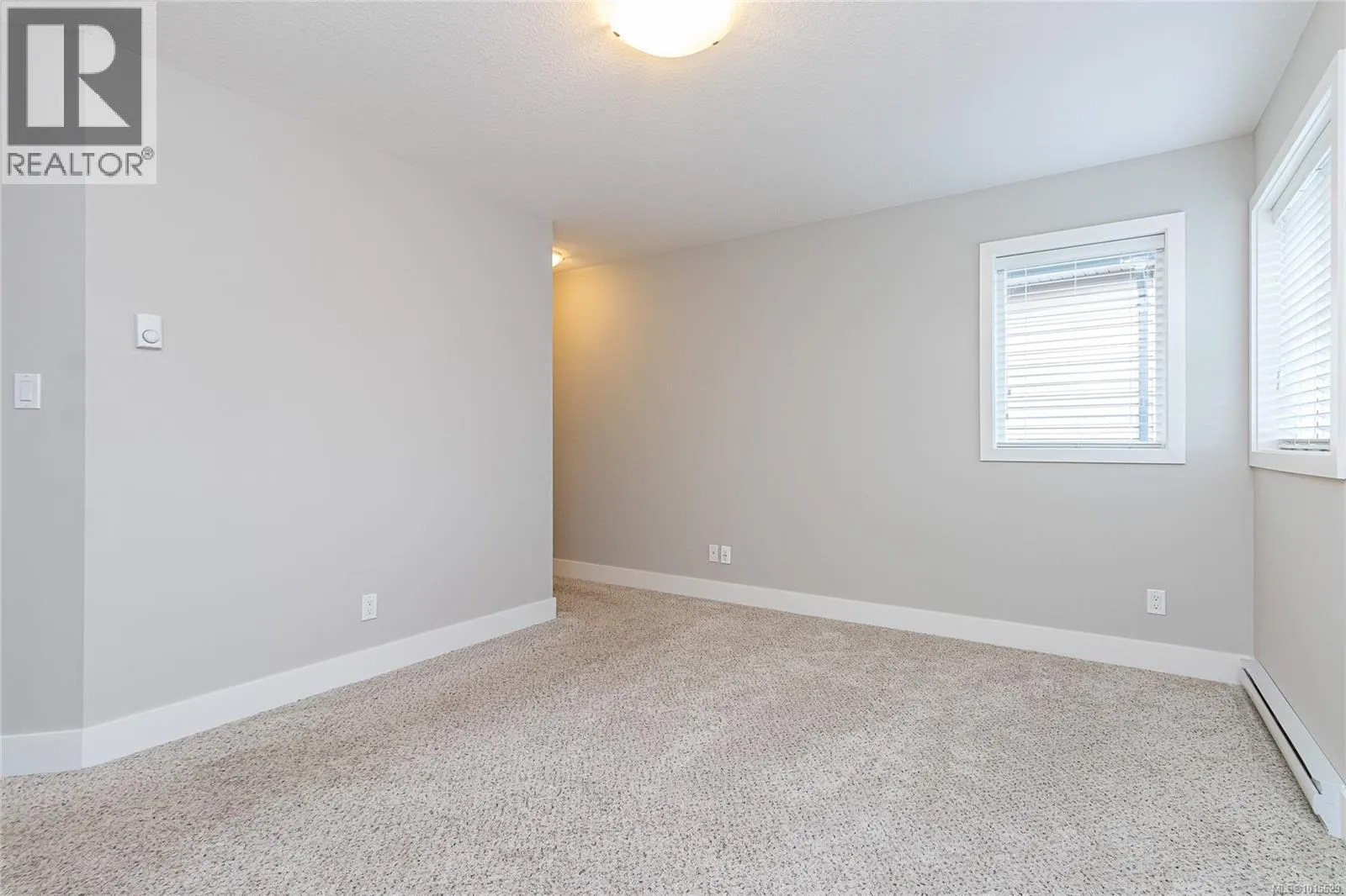 561 Marisa St