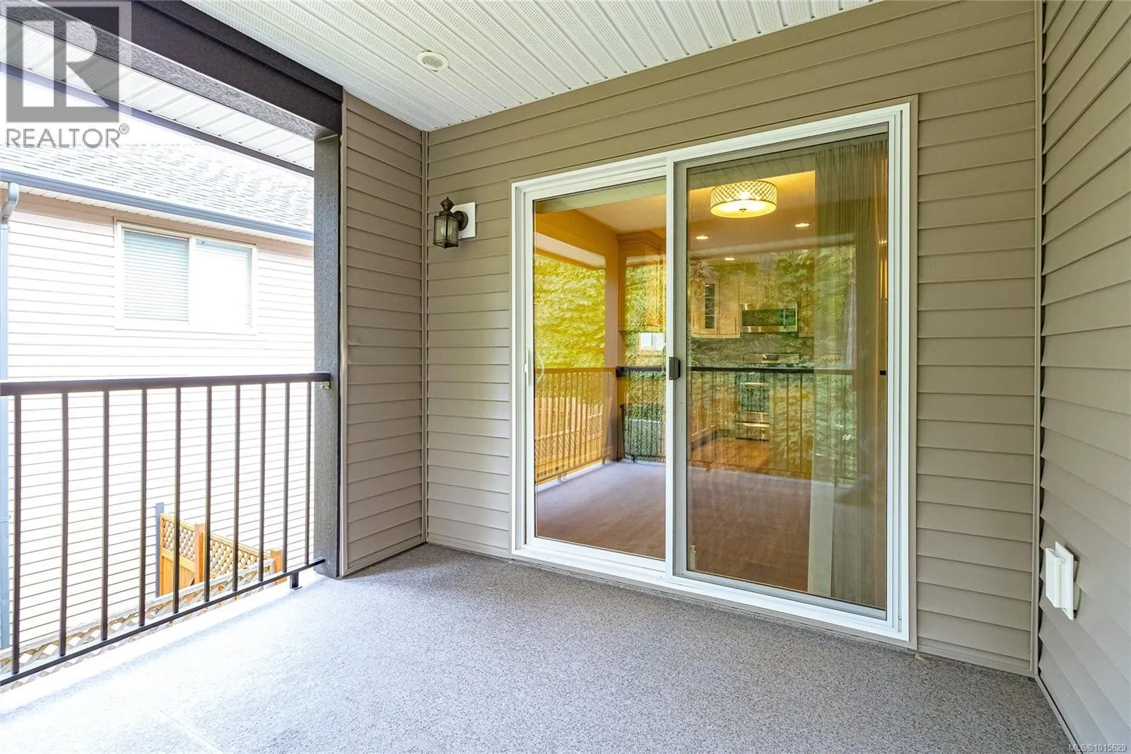 561 Marisa St
