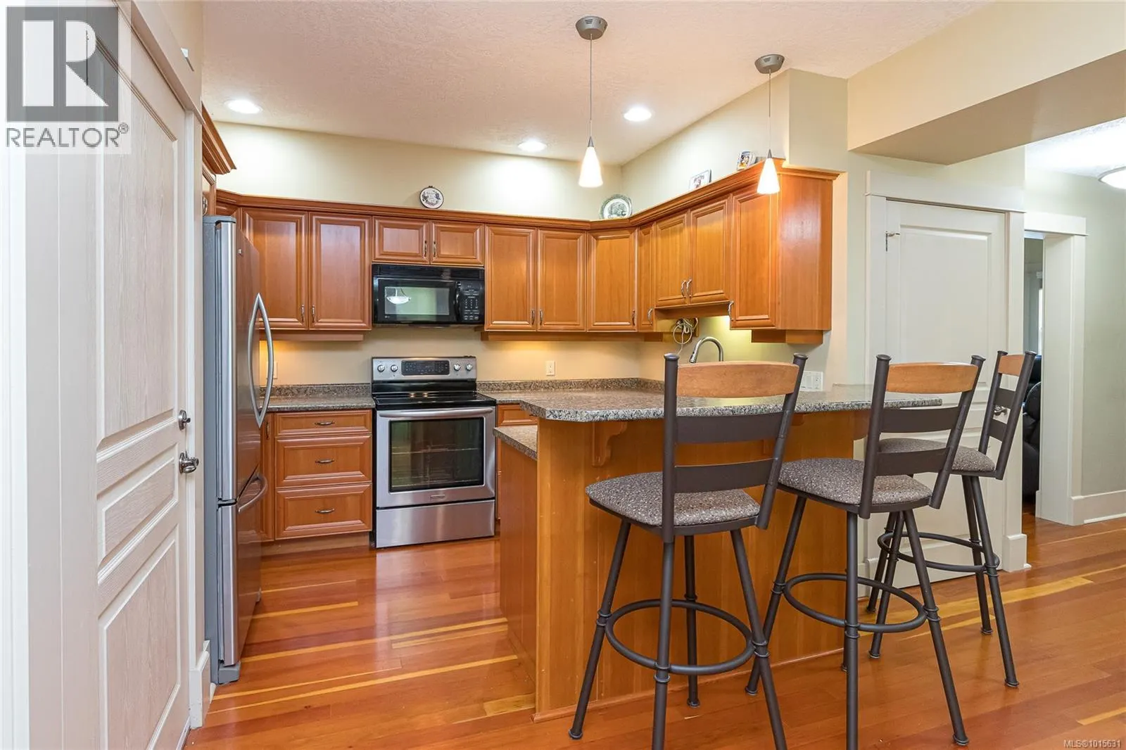 2 88 Dallas Rd