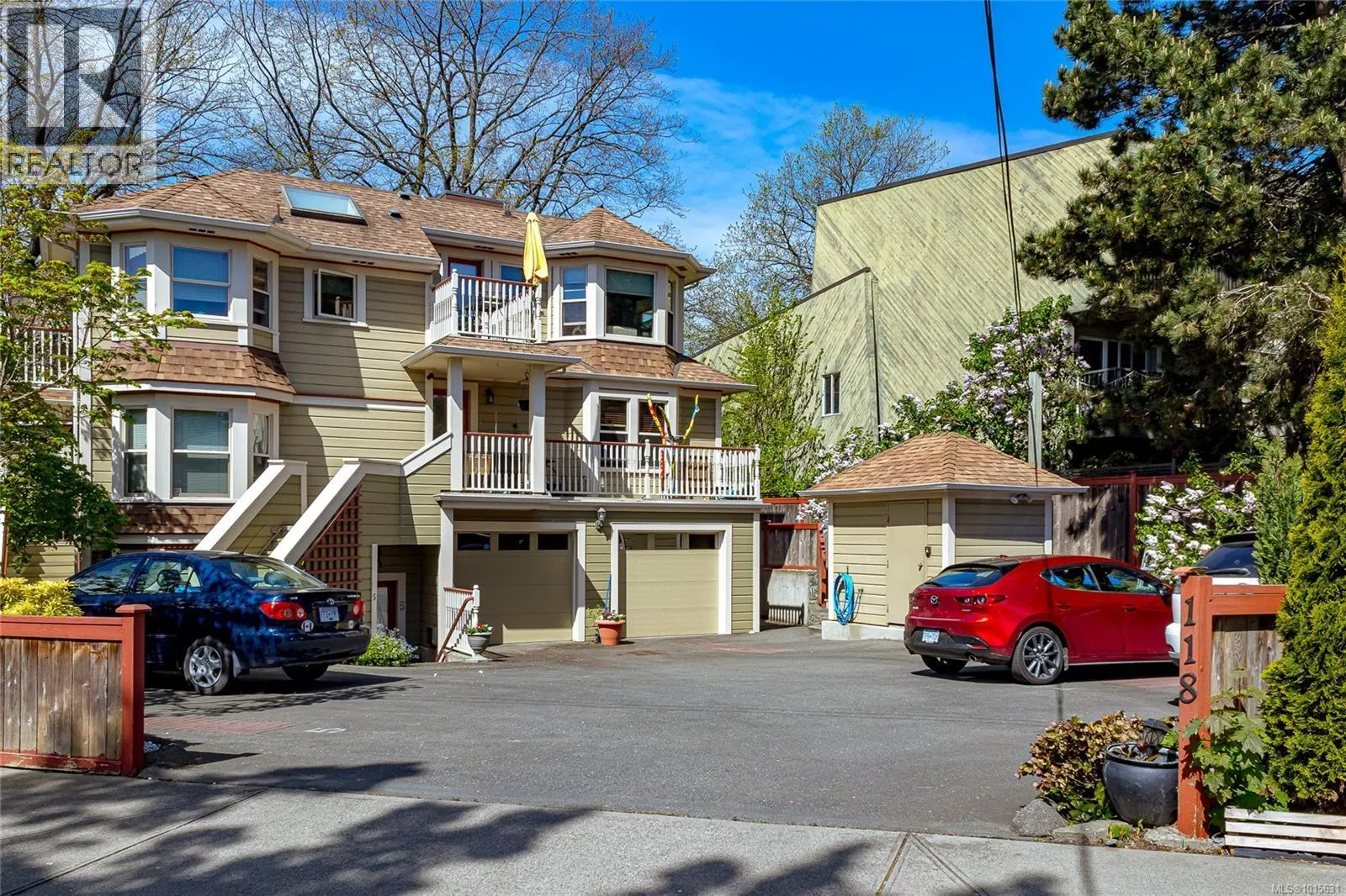 2 88 Dallas Rd