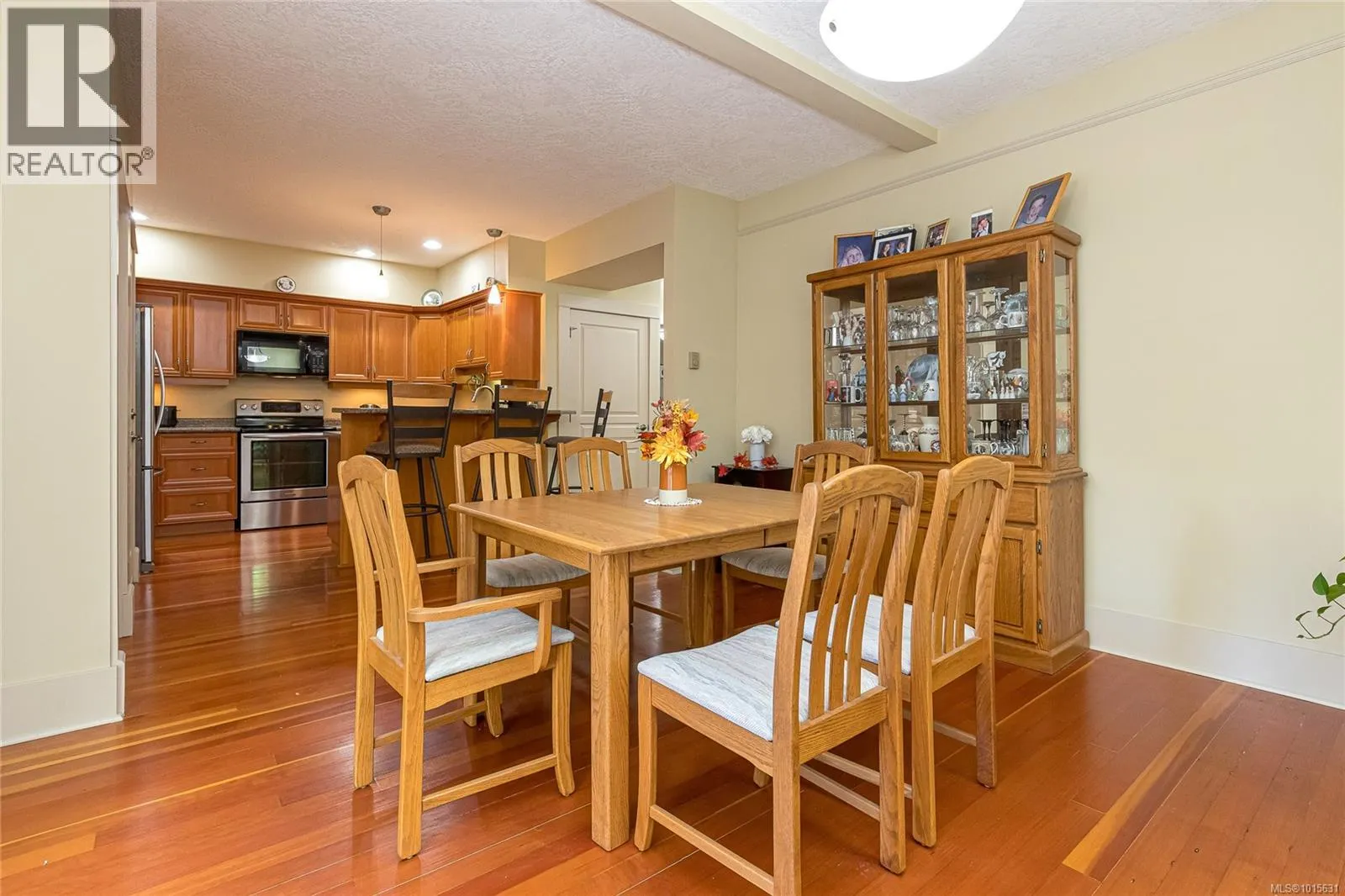 2 88 Dallas Rd