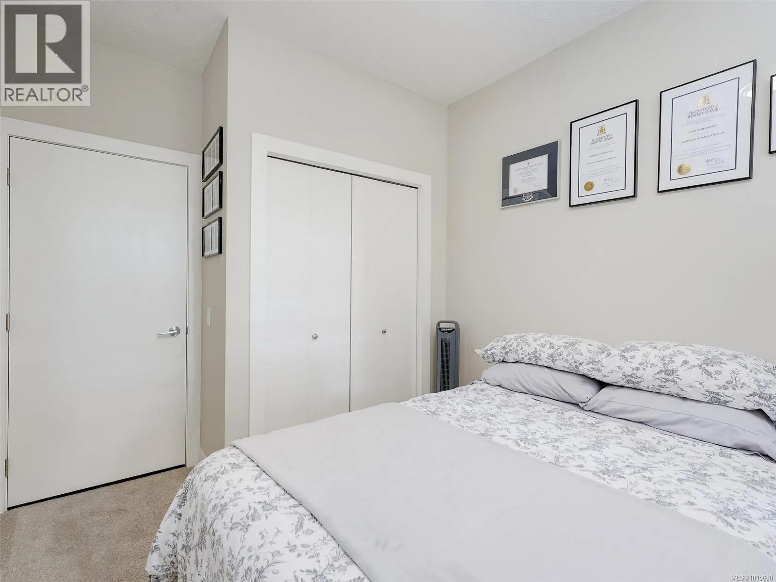 207 4529 West Saanich Rd