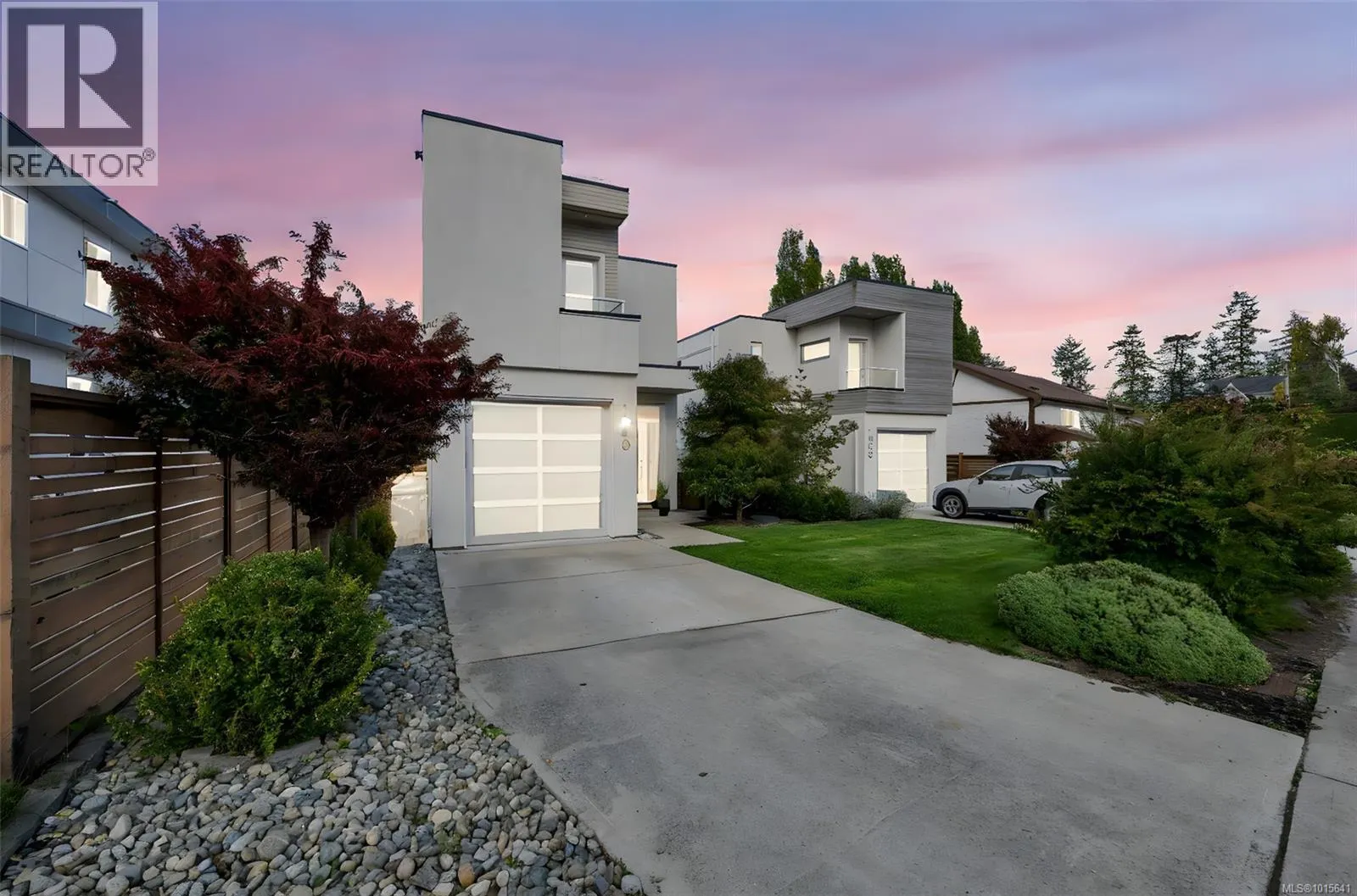 1040 Colville Rd
