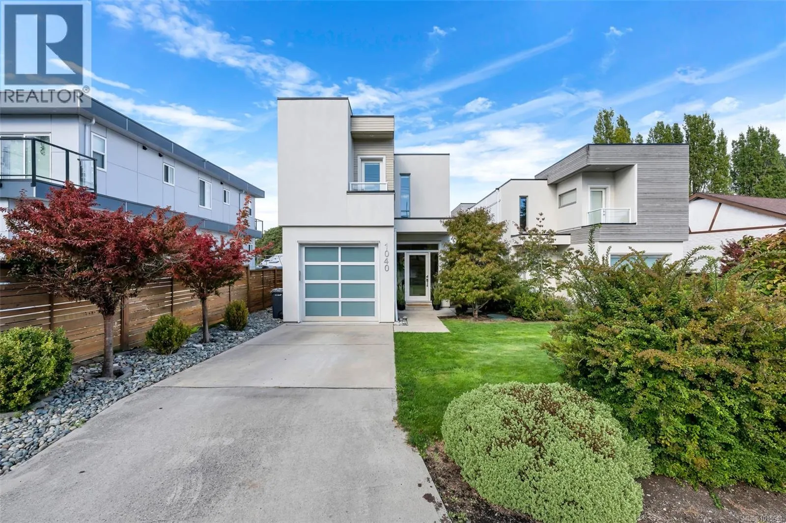 1040 Colville Rd