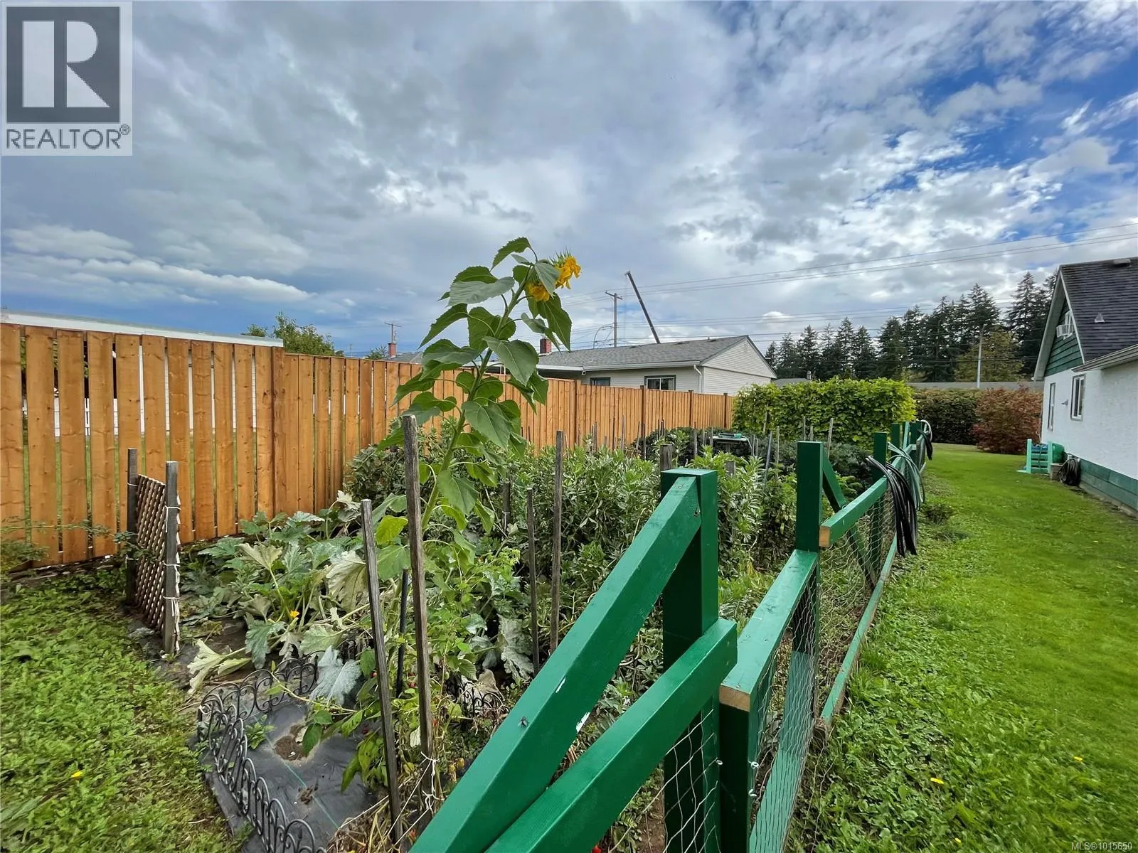 4067 Johnston Rd