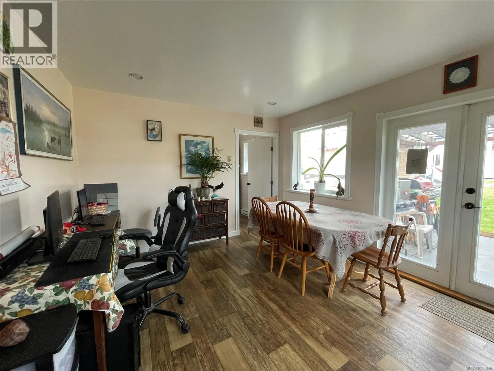 4067 Johnston Rd