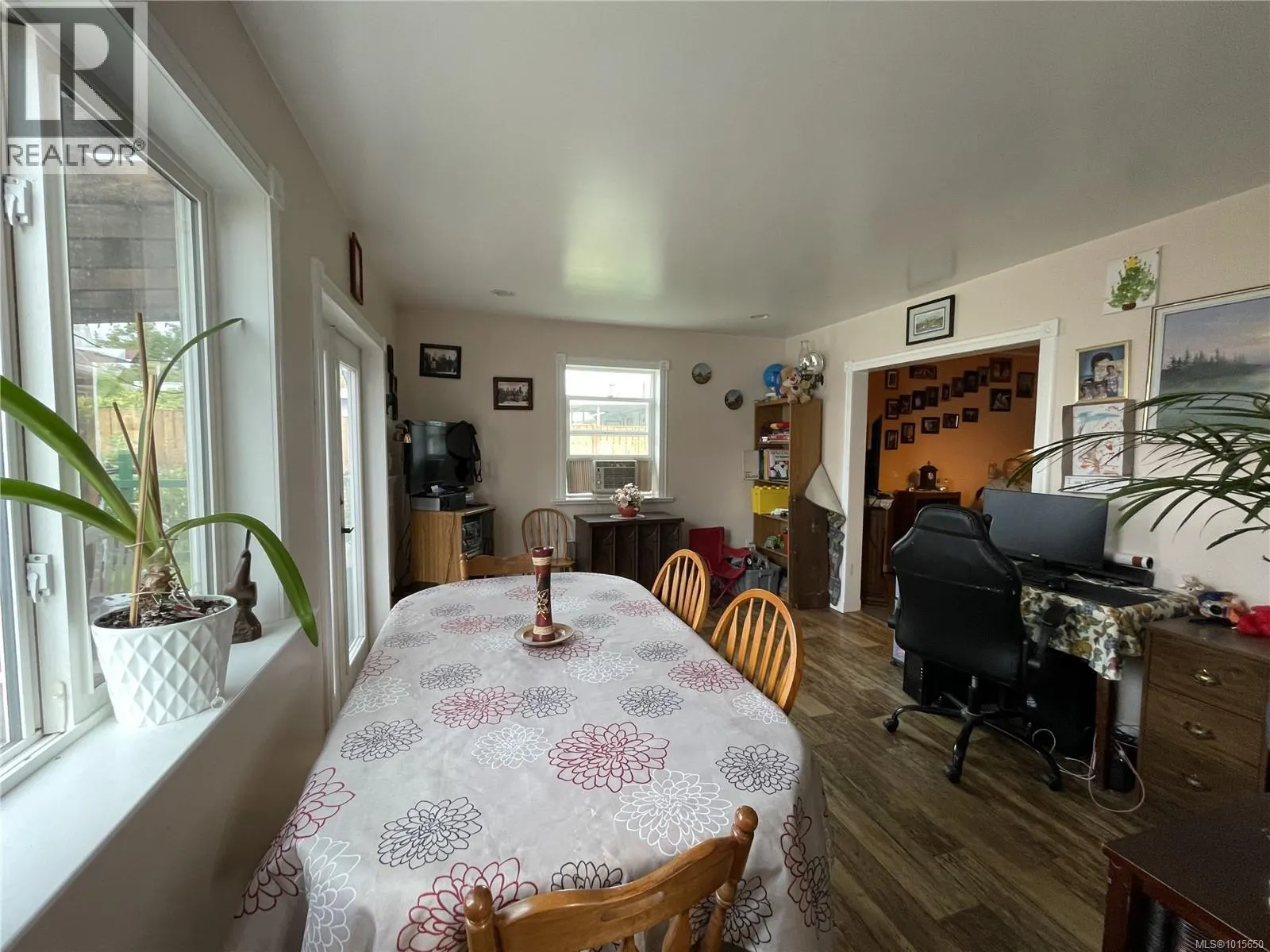 4067 Johnston Rd