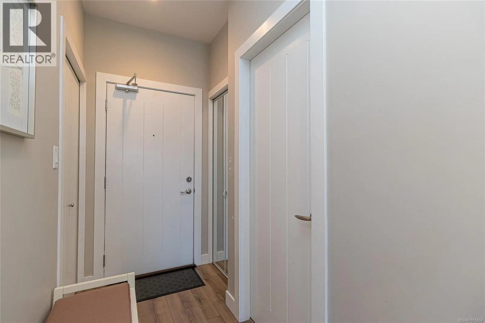 203 2655 Sooke Rd