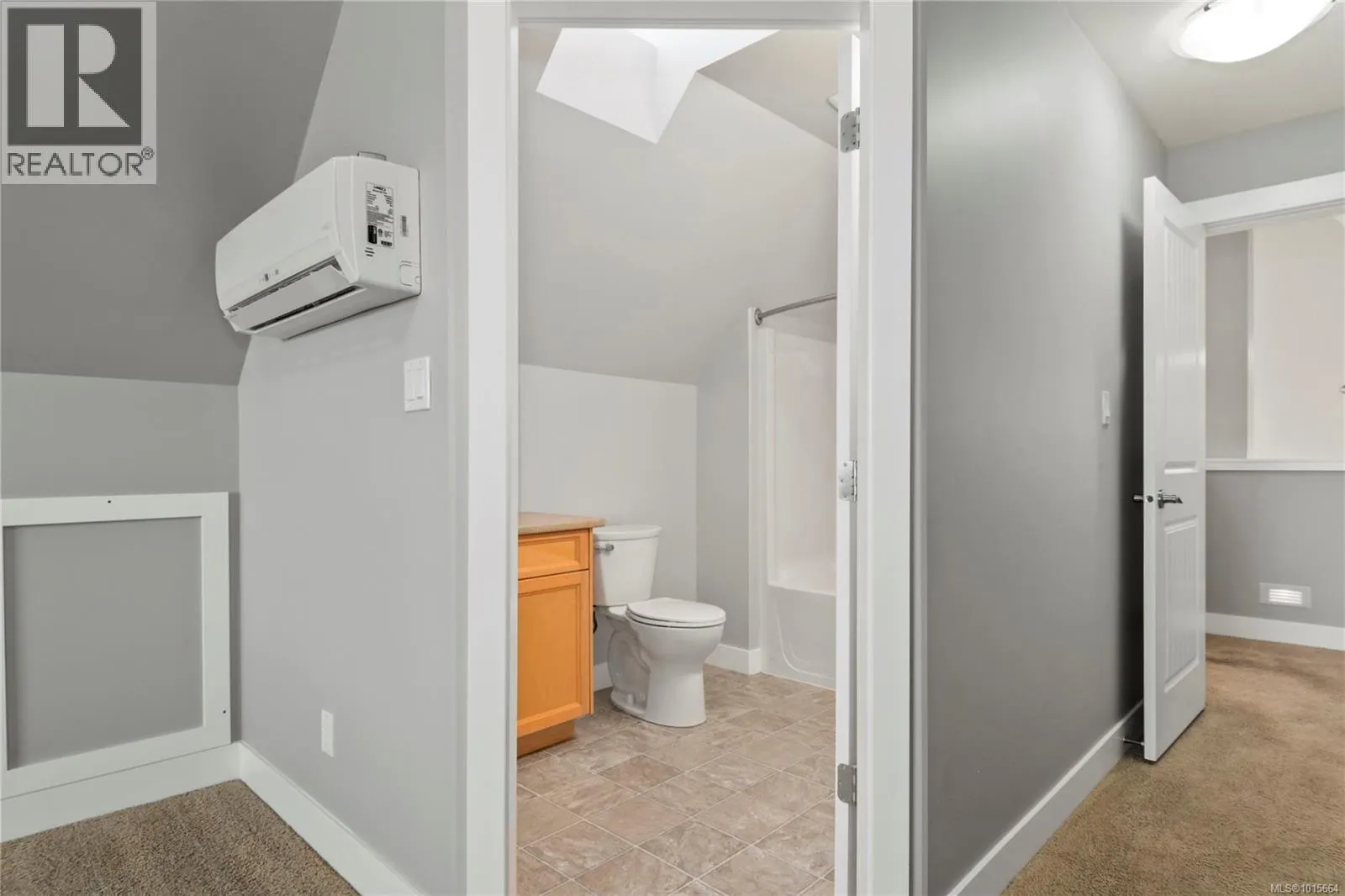 438 Legacy Dr