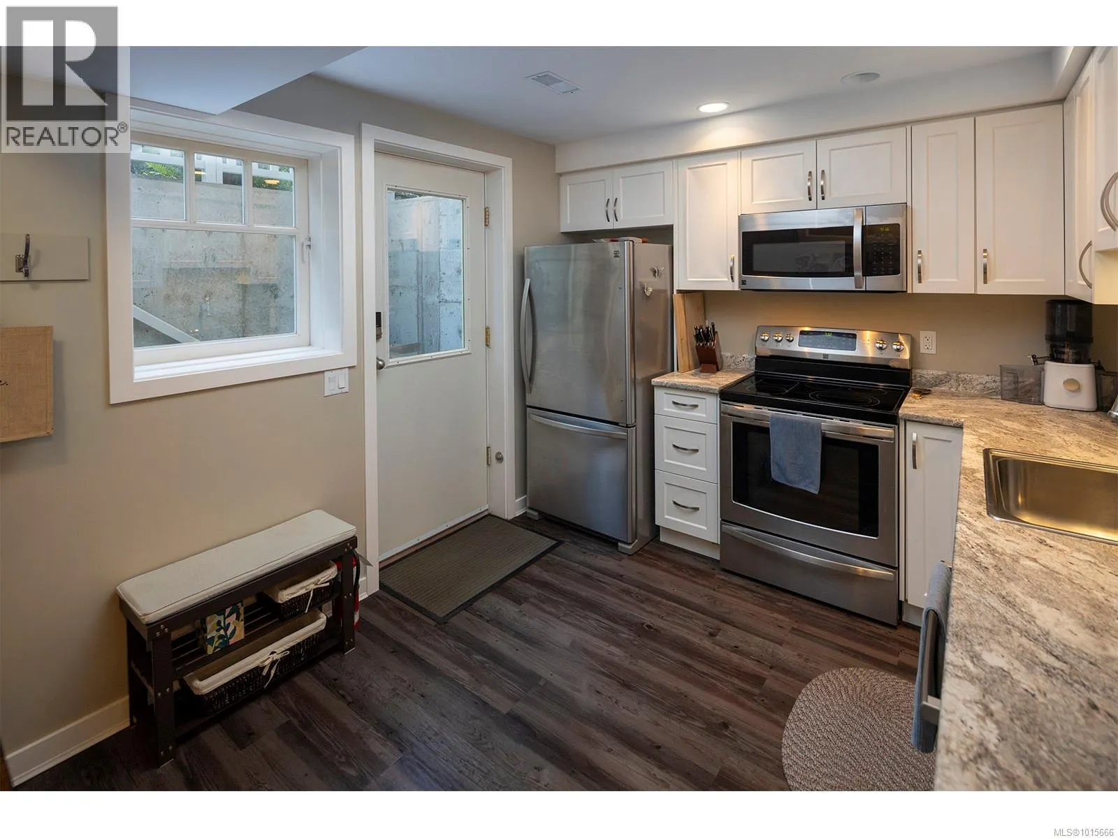 906 Mt. Newton Cross Rd