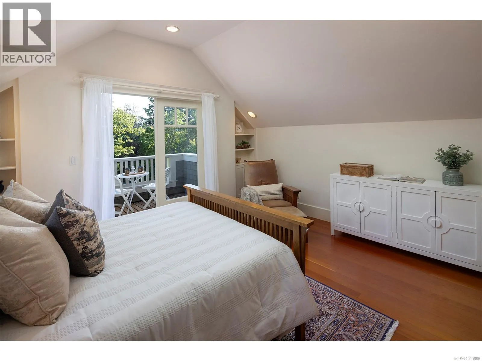 906 Mt. Newton Cross Rd