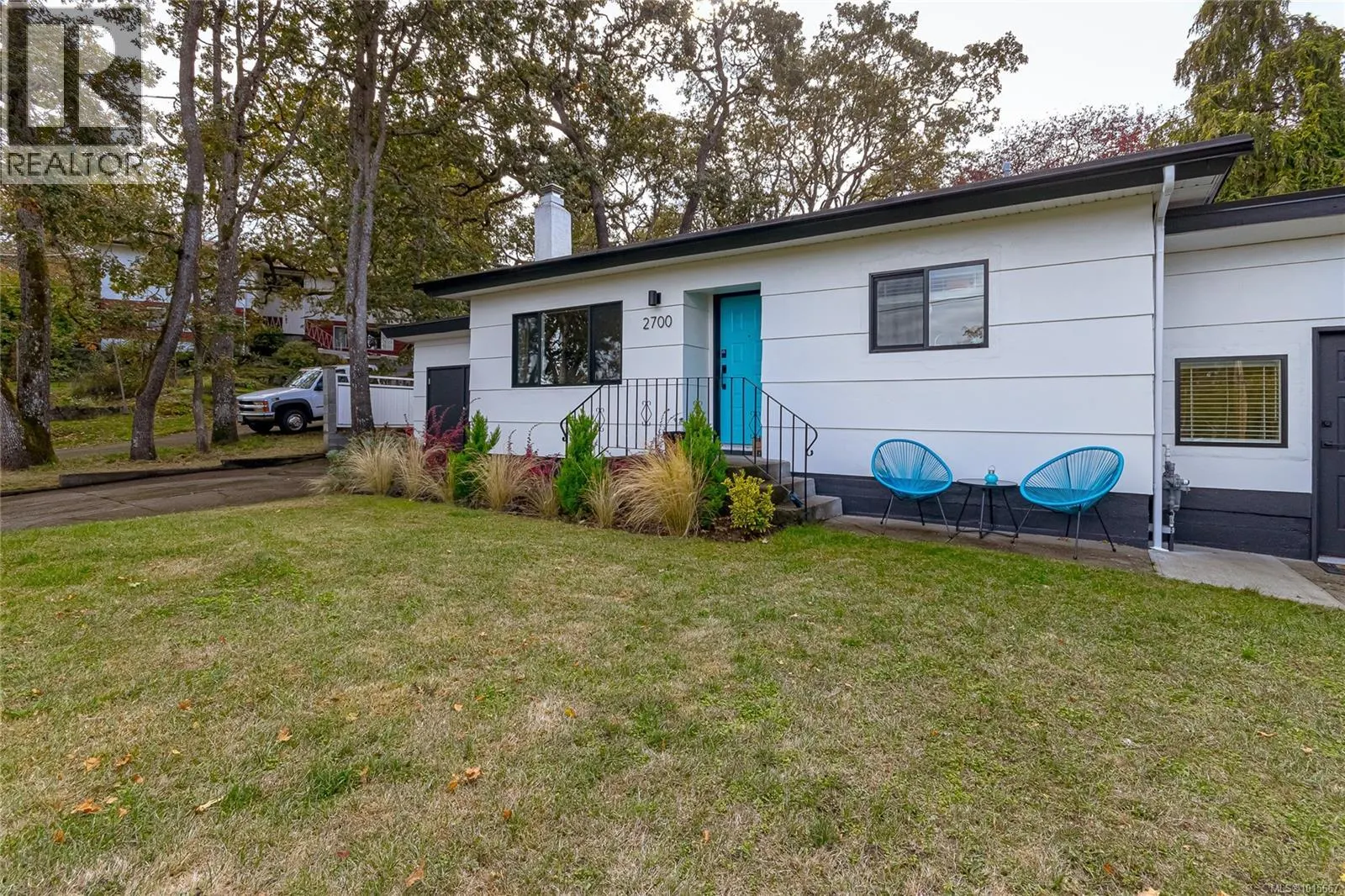 2700 Hamilton Rd