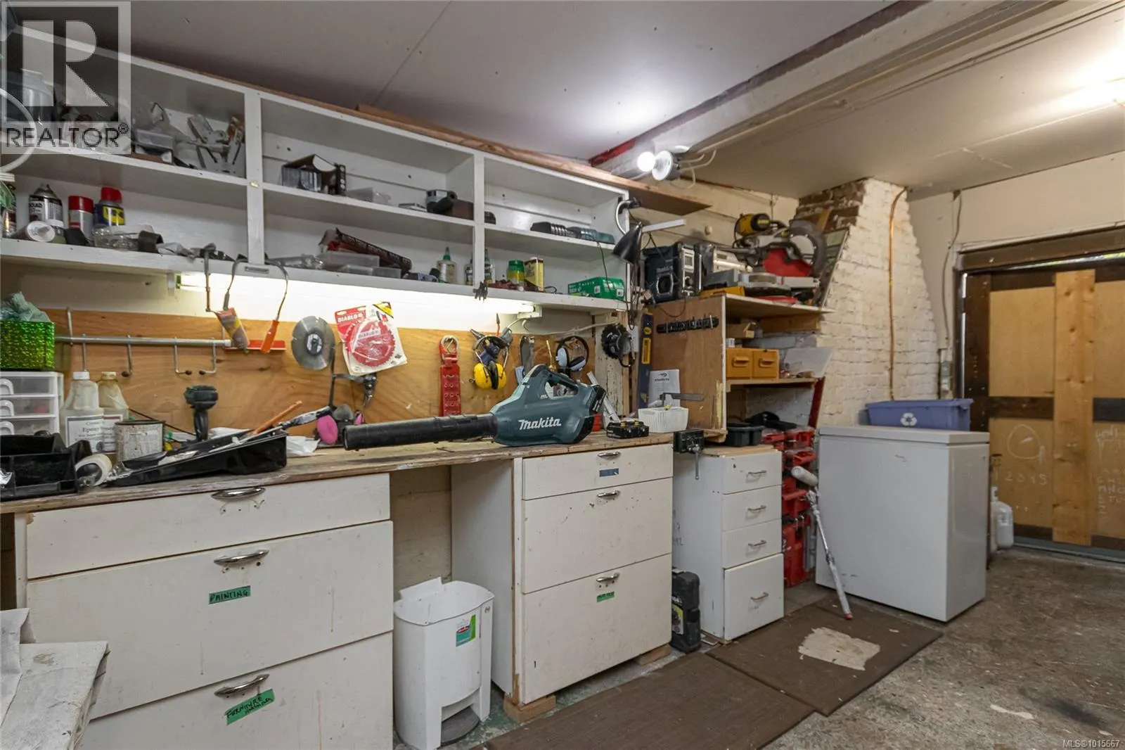 2700 Hamilton Rd