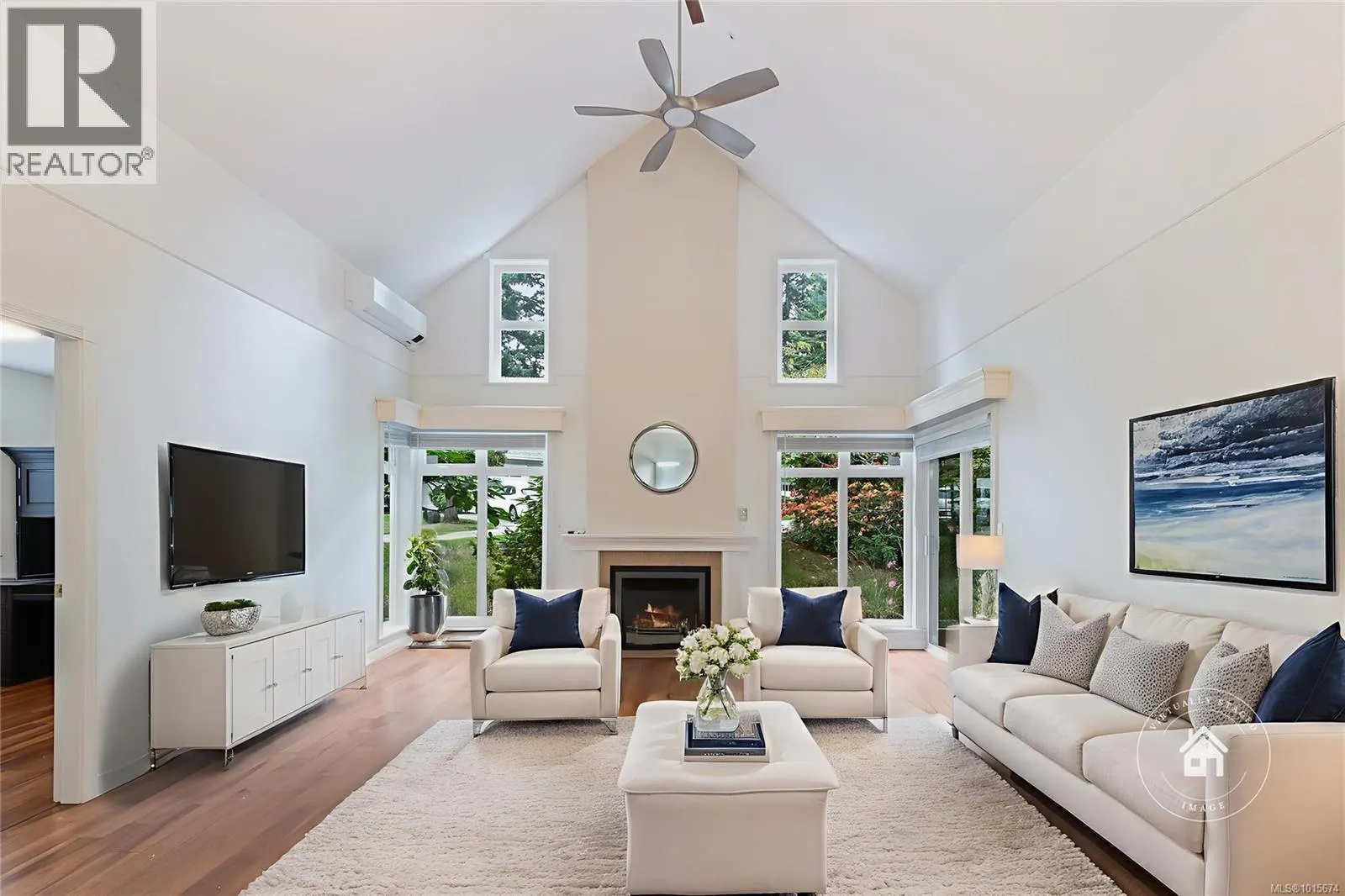 5276 Arbour Cres