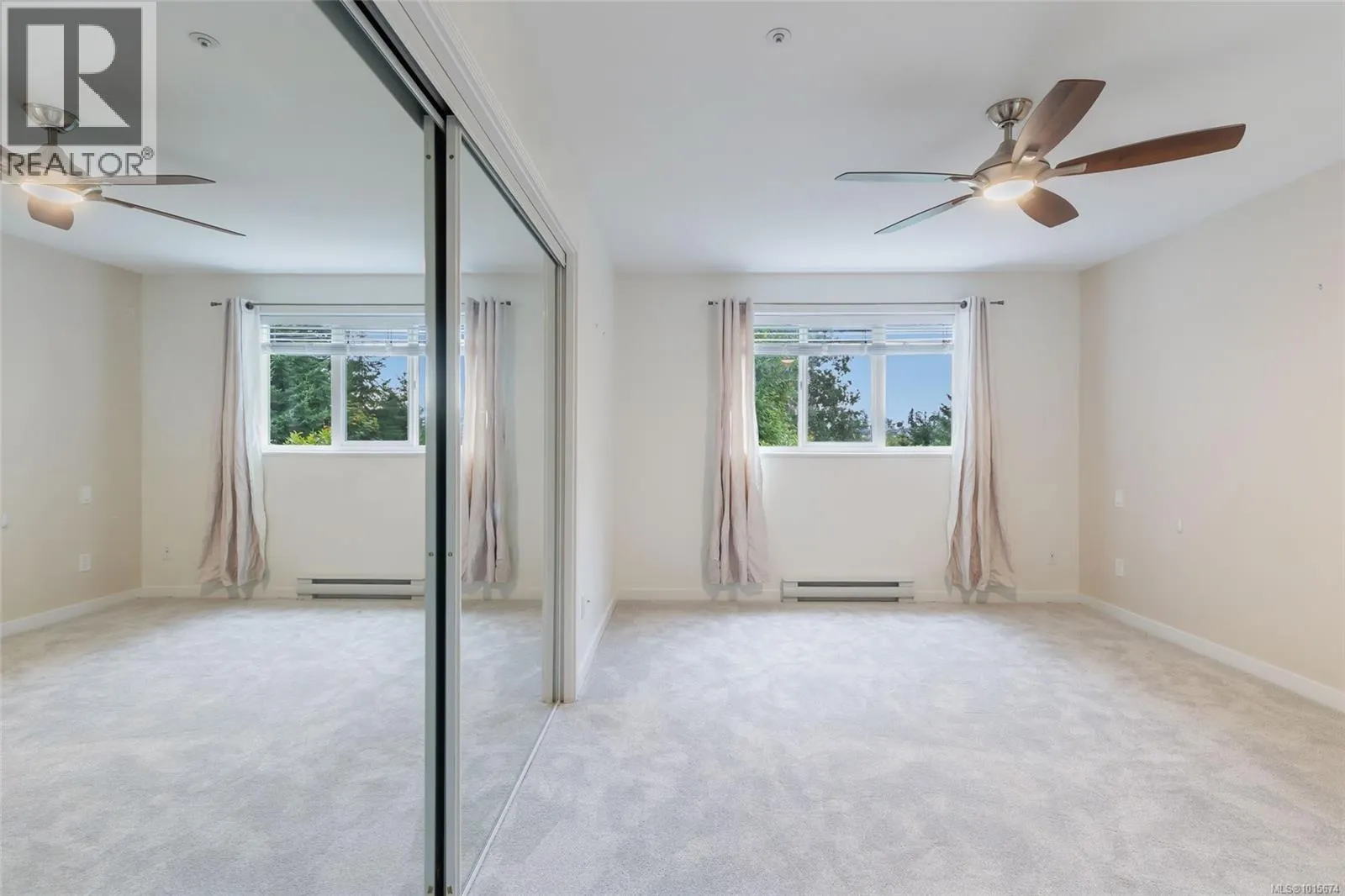 5276 Arbour Cres