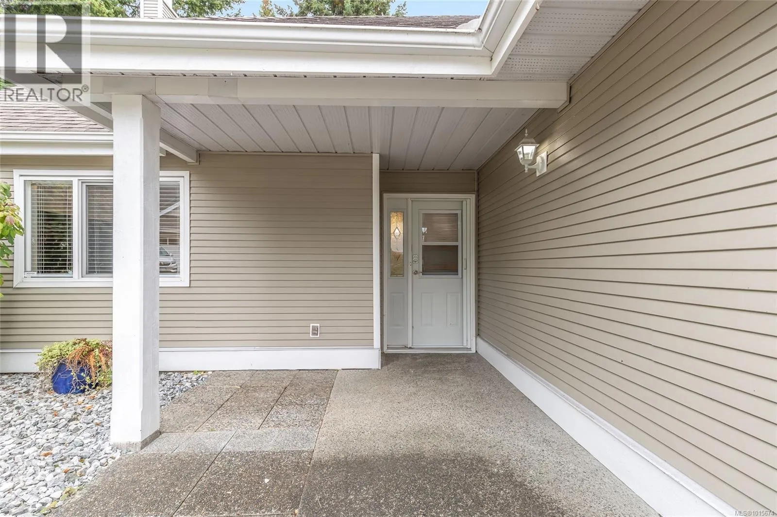 5276 Arbour Cres