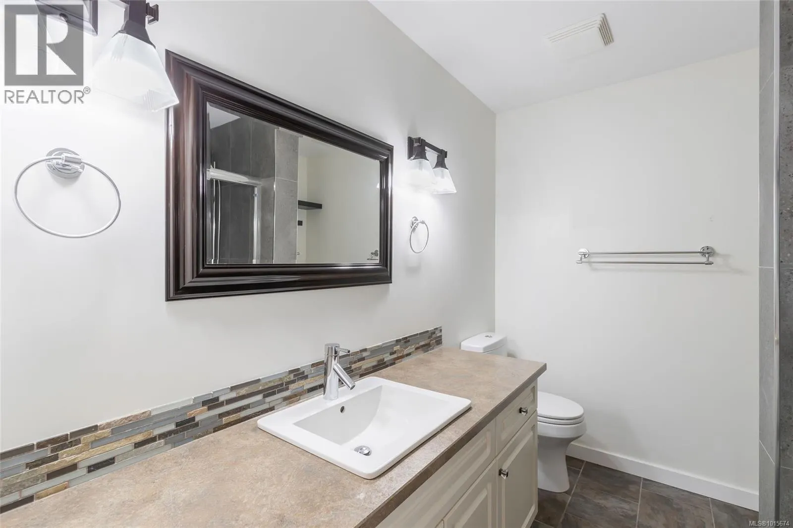 5276 Arbour Cres