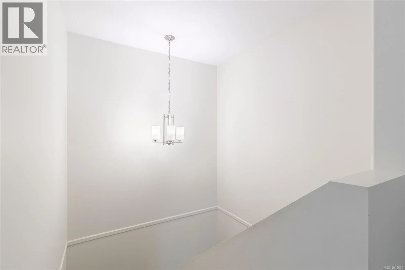 5276 Arbour Cres