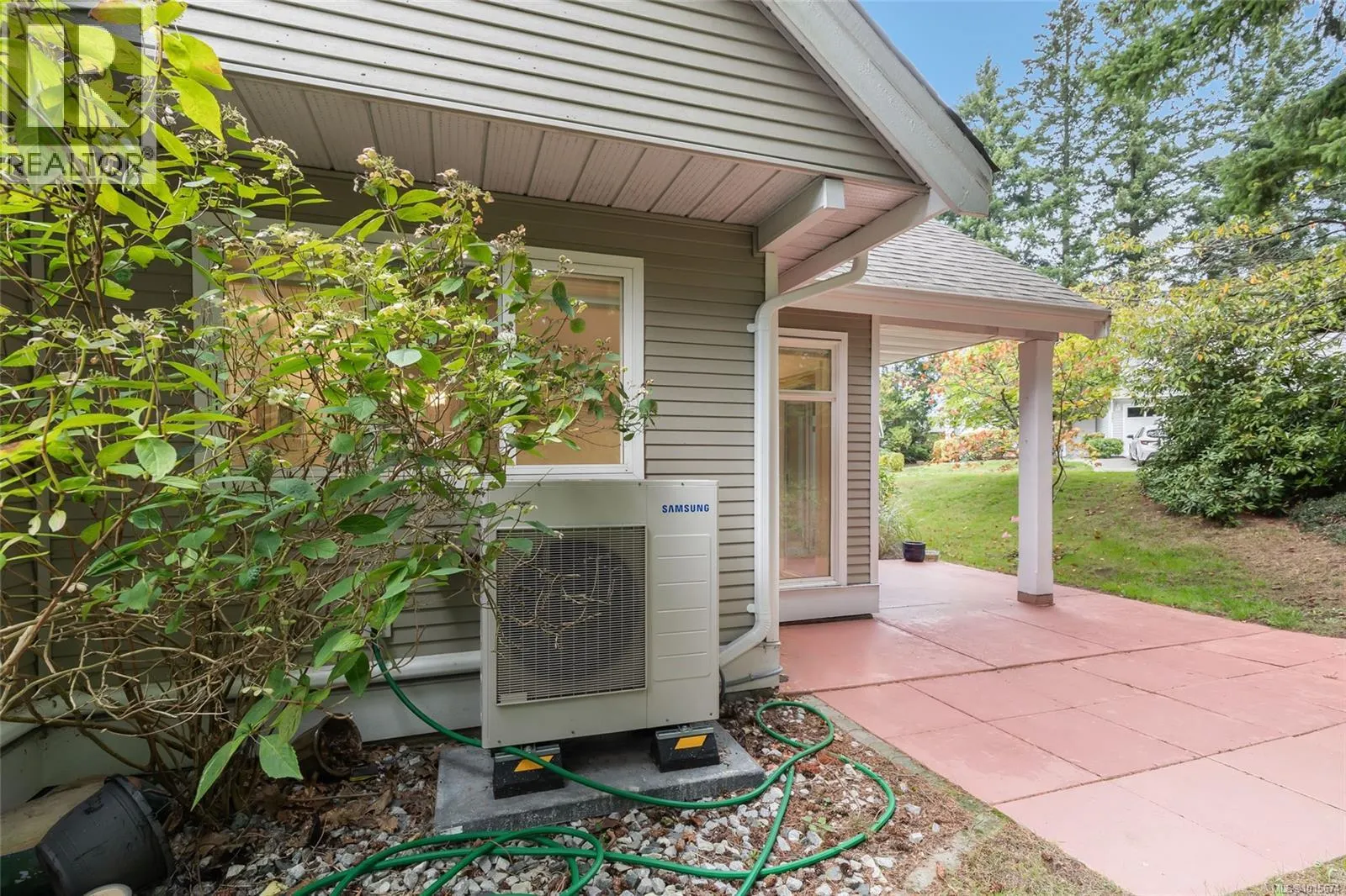 5276 Arbour Cres