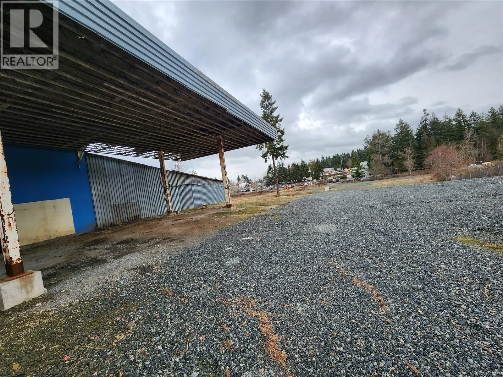 2090 Schoolhouse Rd