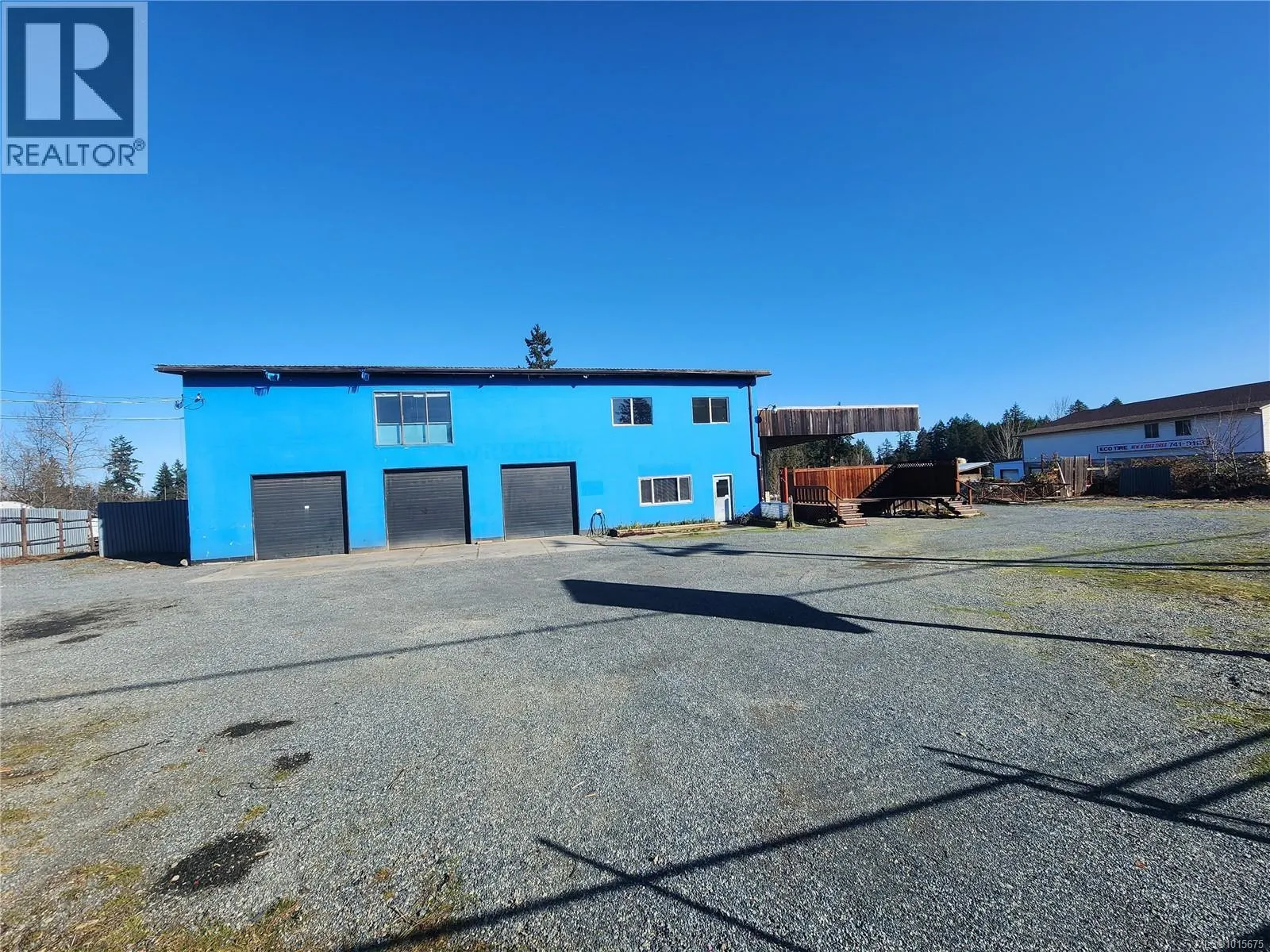 2090 Schoolhouse Rd