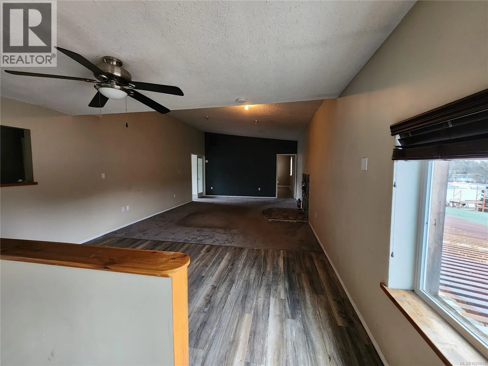 2090 Schoolhouse Rd