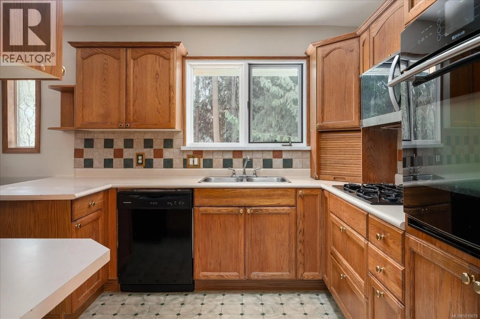 2385 Marlborough Dr