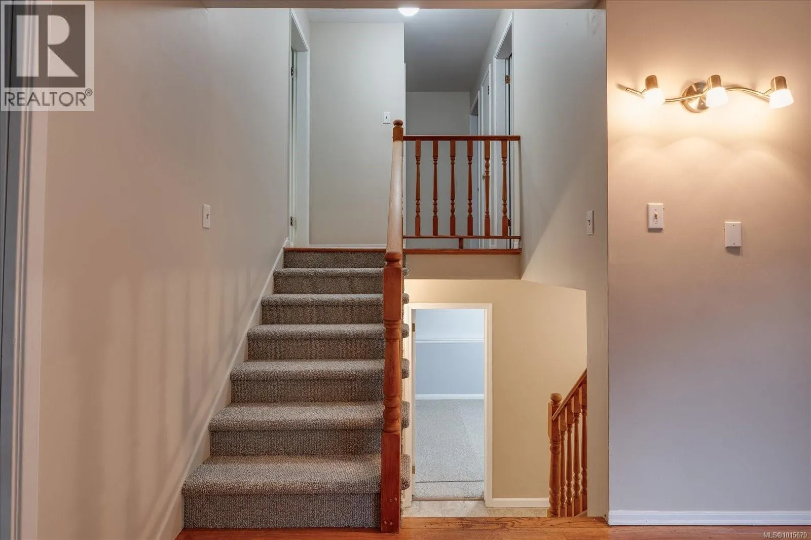 2385 Marlborough Dr